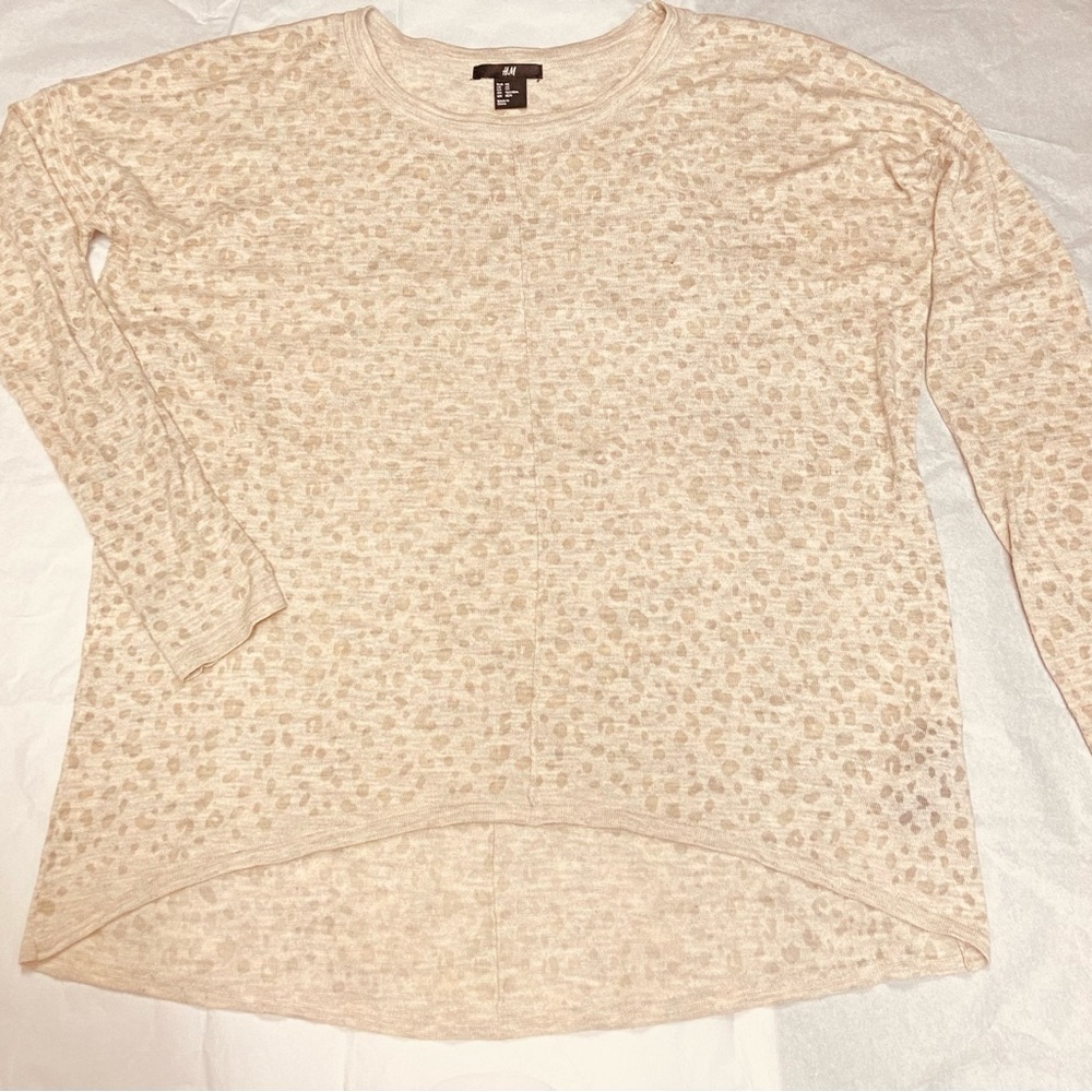H&M Shirt Size XS EUC - Picture 1 of 5